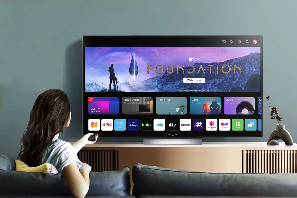 LG na CES 2023 - smart TV.