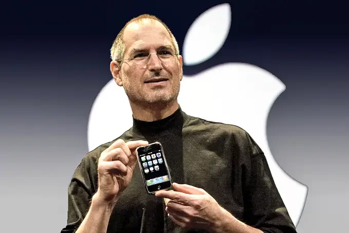 Apple continua a marca mais valiosa do mundo - Steve Jobs.